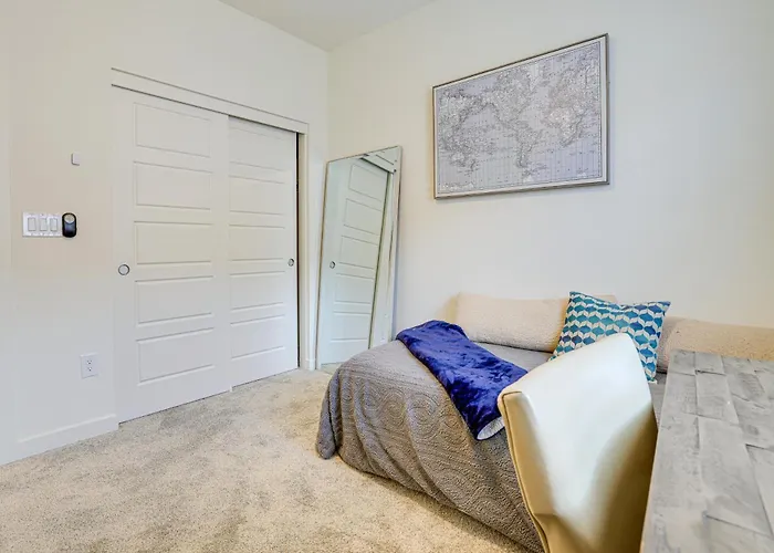 Spacious Vacation ~ 4 Mi To Downtown * Maricopa
